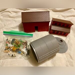 ERTL Farm Playset with Barn and Animals